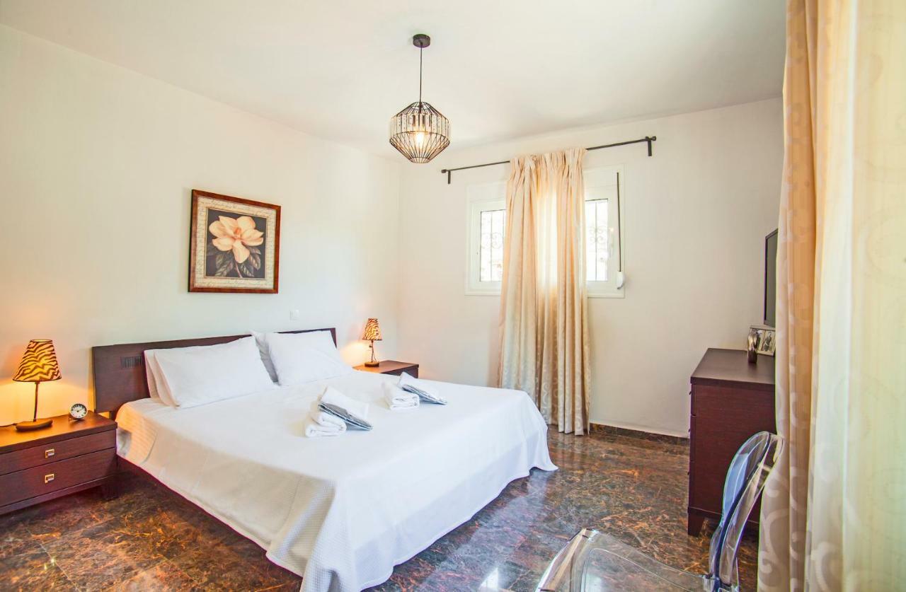 Bella Foresta Ii Villa *